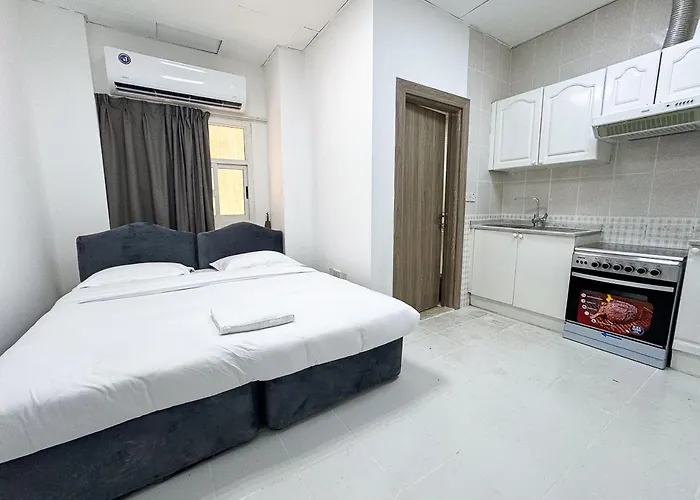 Karama Star Residence 2 - Home Stay